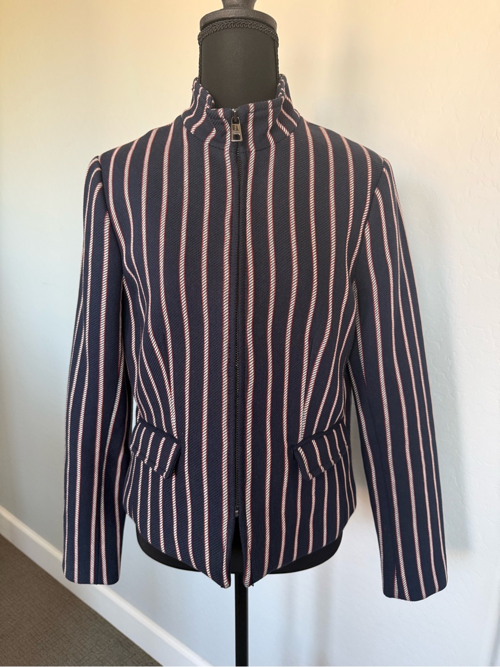 Banana Republic Navy Striped Zip Front Jacket Size 6 Tailored Blazer